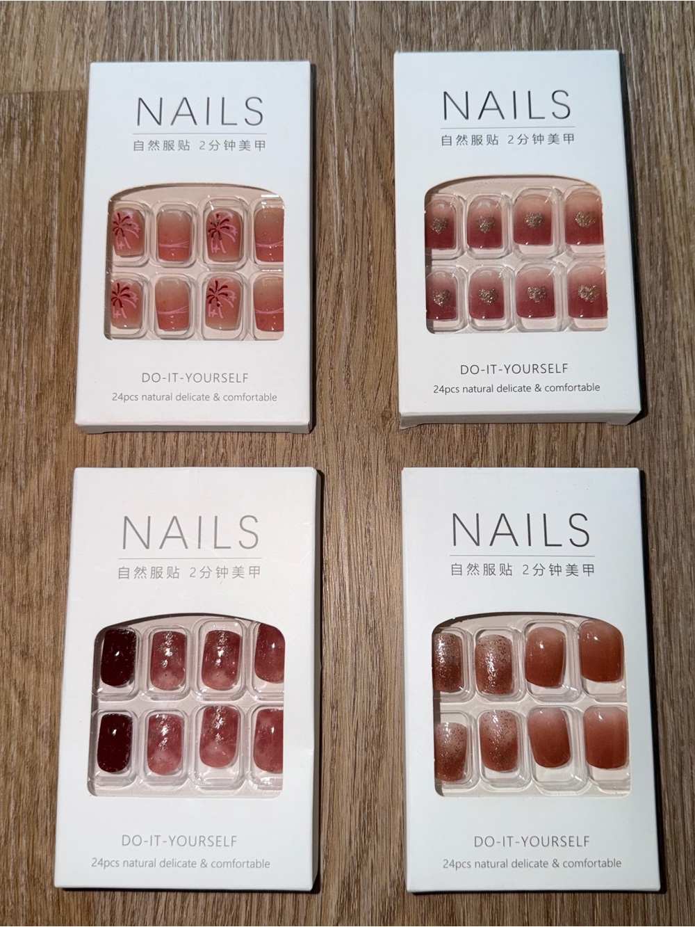 24pcs Nails Set x 4 Glue included